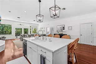 1920 Wisteria St, Sarasota, FL 34239 - Photo 21