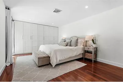 1920 Wisteria Street, Sarasota, FL 34239 - Photo 25