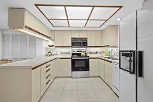 1445 Gulf of Mexico Dr, Longboat Key, FL 34228 - Photo 19