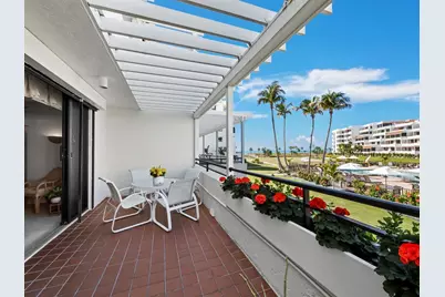 1445 Gulf Of Mexico Drive #103, Longboat Key, FL 34228 - Photo 13