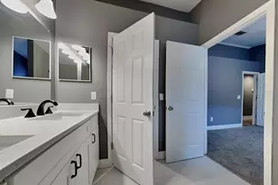 2418 Radnor Ave, Orlando, FL 32826 - Photo 3