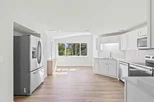 612 Frances St, Nokomis, FL 34275 - Photo 11