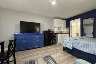 7150 N Tamiami Trl, Sarasota, FL 34243 - Photo 3