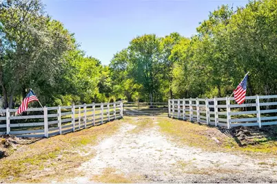 36442 Singletary Road, Myakka City, FL 34251 - Photo 3