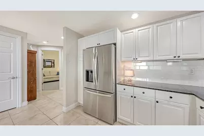 1771 Ringling Boulevard #1008, Sarasota, FL 34236 - Photo 7