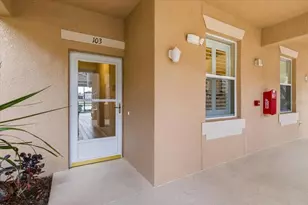 923 Fairwaycove Ln, Bradenton, FL 34212 - Photo 3