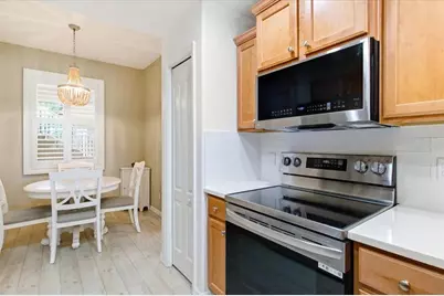 923 Fairwaycove Lane #103, Bradenton, FL 34212 - Photo 11