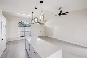 4608 Vintage Dr, Sarasota, FL 34243 - Photo 9