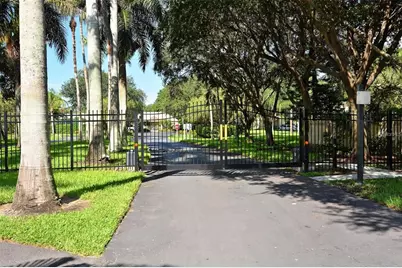 3502 57th Ave Cir W, Bradenton, FL 34210 - Photo 39