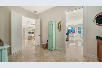 605 N Point Drive, Holmes Beach, FL 34217 - Photo 45