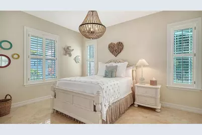 605 N Point Drive, Holmes Beach, FL 34217 - Photo 53