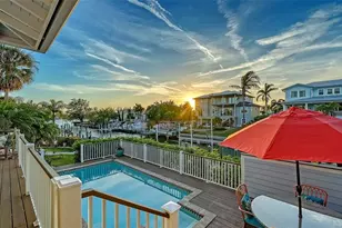 605 North Point Dr, Holmes Beach, FL 34217 - Photo 77