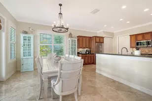 605 North Point Dr, Holmes Beach, FL 34217 - Photo 25