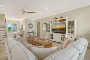 605 North Point Dr, Holmes Beach, FL 34217 - Photo 17