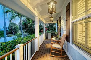 605 North Point Dr, Holmes Beach, FL 34217 - Photo 9