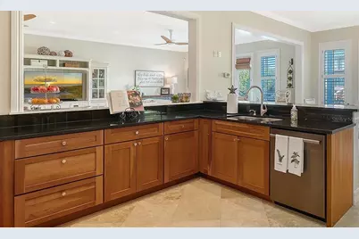 605 N Point Drive, Holmes Beach, FL 34217 - Photo 39