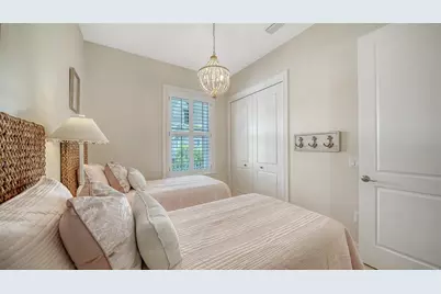 605 N Point Drive, Holmes Beach, FL 34217 - Photo 57