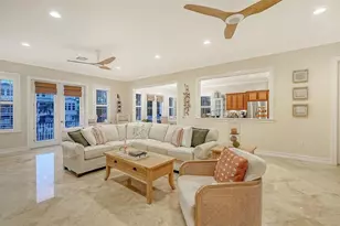 605 North Point Dr, Holmes Beach, FL 34217 - Photo 21