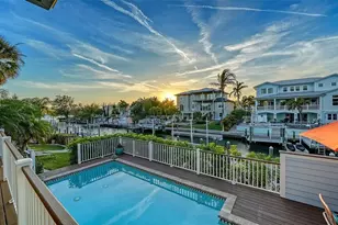 605 North Point Dr, Holmes Beach, FL 34217 - Photo 35