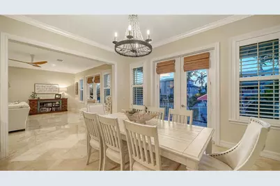 605 N Point Drive, Holmes Beach, FL 34217 - Photo 31