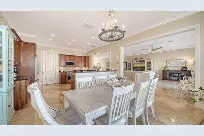 605 N Point Drive, Holmes Beach, FL 34217 - Photo 27