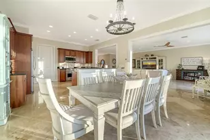 605 North Point Dr, Holmes Beach, FL 34217 - Photo 29