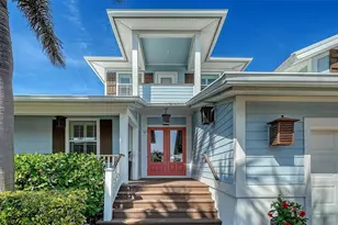 605 North Point Dr, Holmes Beach, FL 34217 - Photo 11