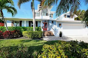 605 North Point Dr, Holmes Beach, FL 34217 - Photo 5