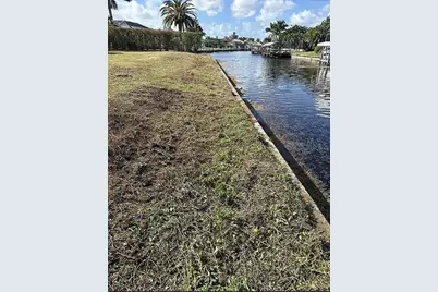 2005 SE 20th Lane, Cape Coral, FL 33990 - Photo 5