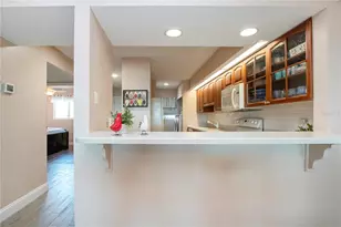 802 Bahia Del Sol Dr, Ruskin, FL 33570 - Photo 9