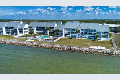 802 Bahia Del Sol Drive #6, Ruskin, FL 33570 - Photo 5