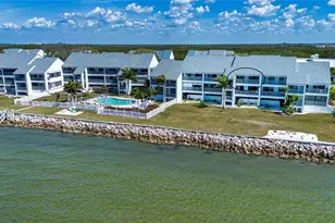 802 Bahia Del Sol Dr, Ruskin, FL 33570 - Photo 5