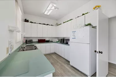 5478 Kelly Drive #7, Sarasota, FL 34233 - Photo 49