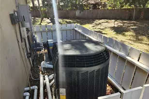 3439 Tallywood Ln, Sarasota, FL 34237 - Photo 33