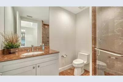 1300 Benjamin Franklin Drive #303, Sarasota, FL 34236 - Photo 21