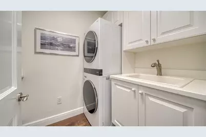 1300 Benjamin Franklin Drive #303, Sarasota, FL 34236 - Photo 23