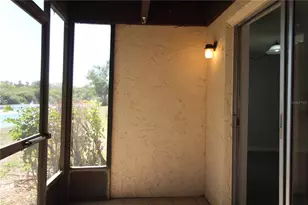 2628 Hidden Lake Dr N, Sarasota, FL 34237 - Photo 15