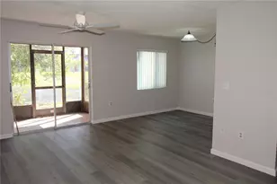 2628 Hidden Lake Dr N, Sarasota, FL 34237 - Photo 3