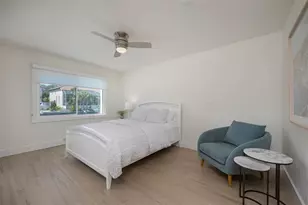 4938 Commonwealth Dr, Sarasota, FL 34242 - Photo 41