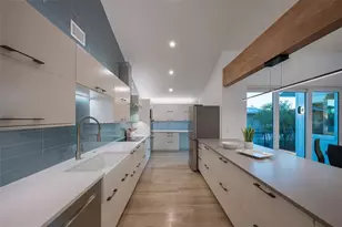 4938 Commonwealth Dr, Sarasota, FL 34242 - Photo 77