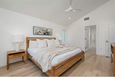 4938 Commonwealth Drive, Sarasota, FL 34242 - Photo 17