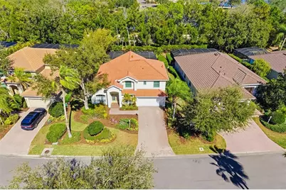 7631 Desert Inn Way, Lakewood Ranch, FL 34202 - Photo 9