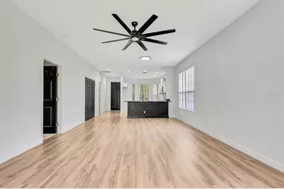 5035 Lakescene Place, Sarasota, FL 34243 - Photo 15