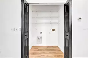 5035 Lakescene Pl, Sarasota, FL 34243 - Photo 21