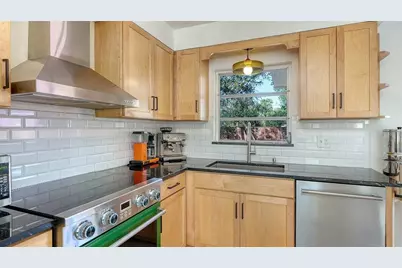 5019 Stevens Drive, Sarasota, FL 34234 - Photo 11