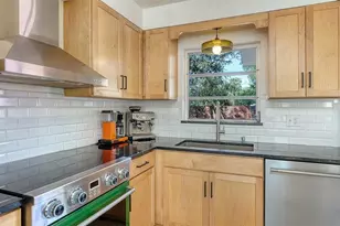 5019 Stevens Dr, Sarasota, FL 34234 - Photo 11