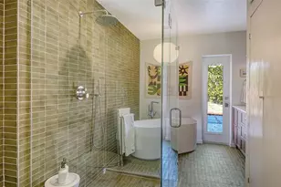 5019 Stevens Dr, Sarasota, FL 34234 - Photo 19