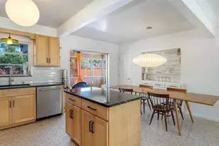 5019 Stevens Dr, Sarasota, FL 34234 - Photo 15