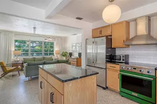 5019 Stevens Dr, Sarasota, FL 34234 - Photo 13