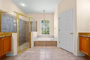 4751 Carrington Cir, Sarasota, FL 34243 - Photo 29